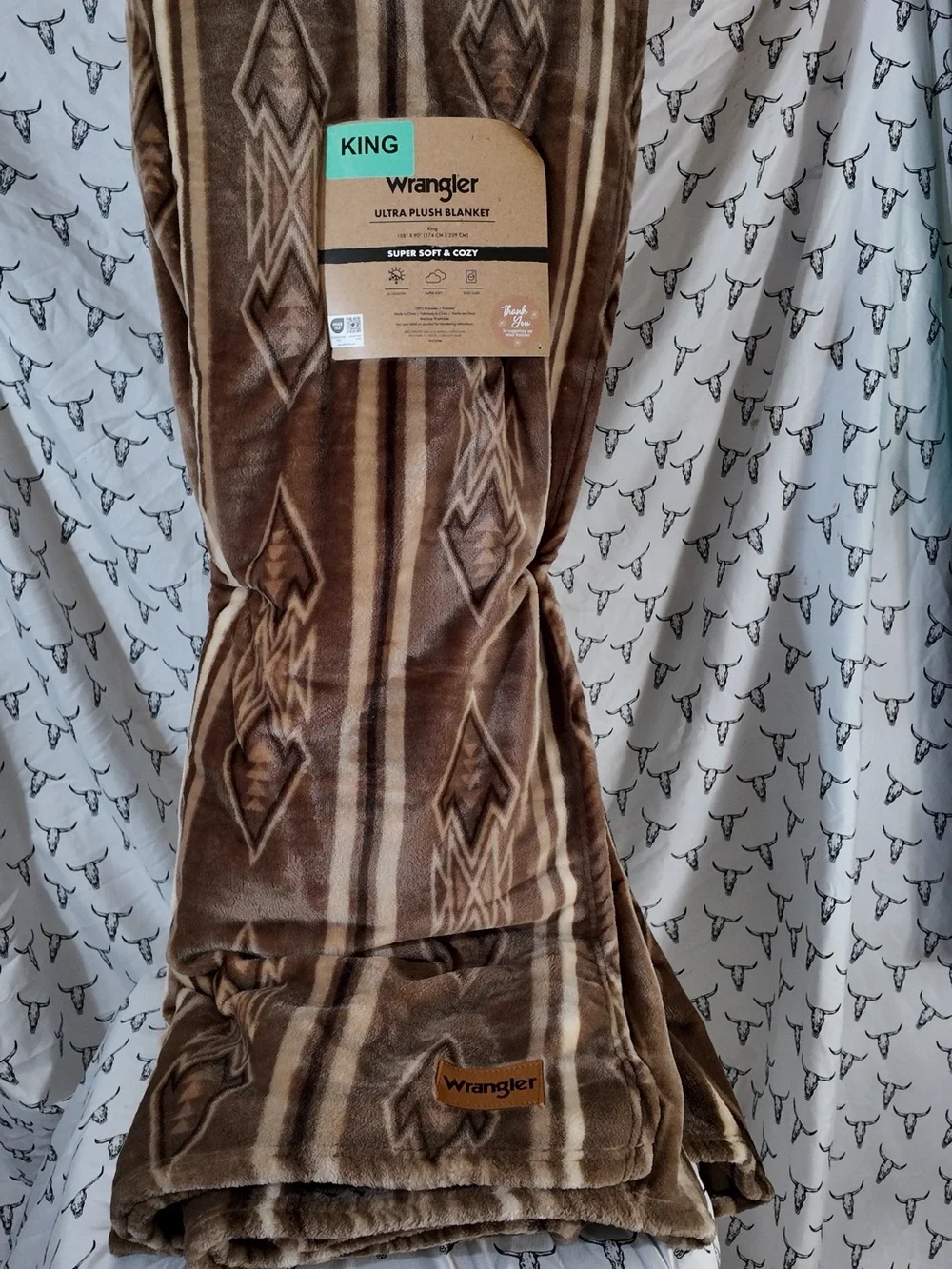 Wrangler Brown and Cream Southwestern-Style Plush Blanket